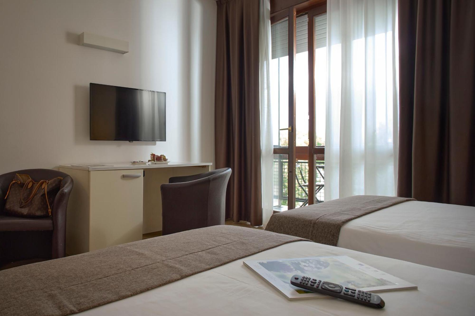 Hotel Eurorest Conegliano Esterno foto
