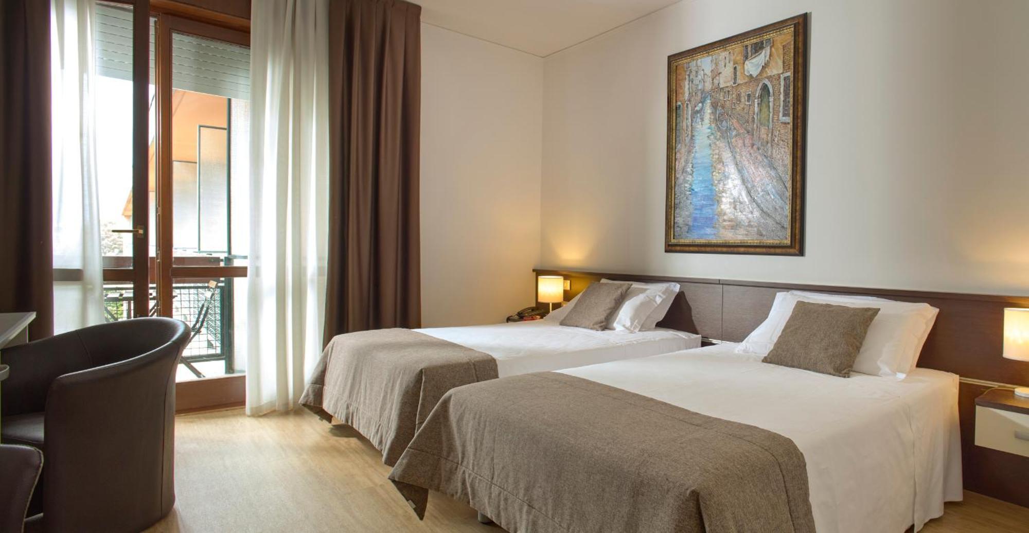 Hotel Eurorest Conegliano Esterno foto