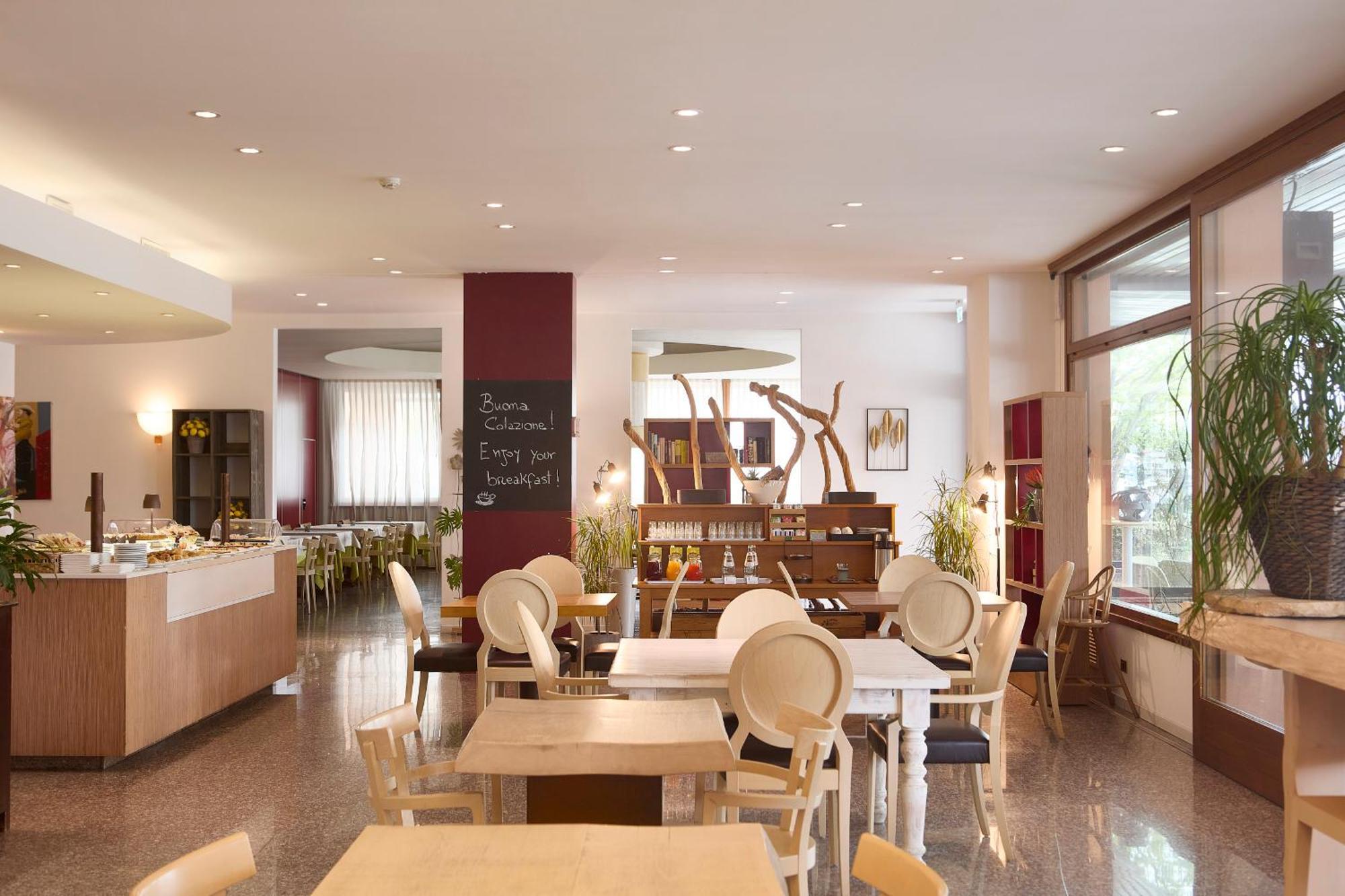 Hotel Eurorest Conegliano Esterno foto